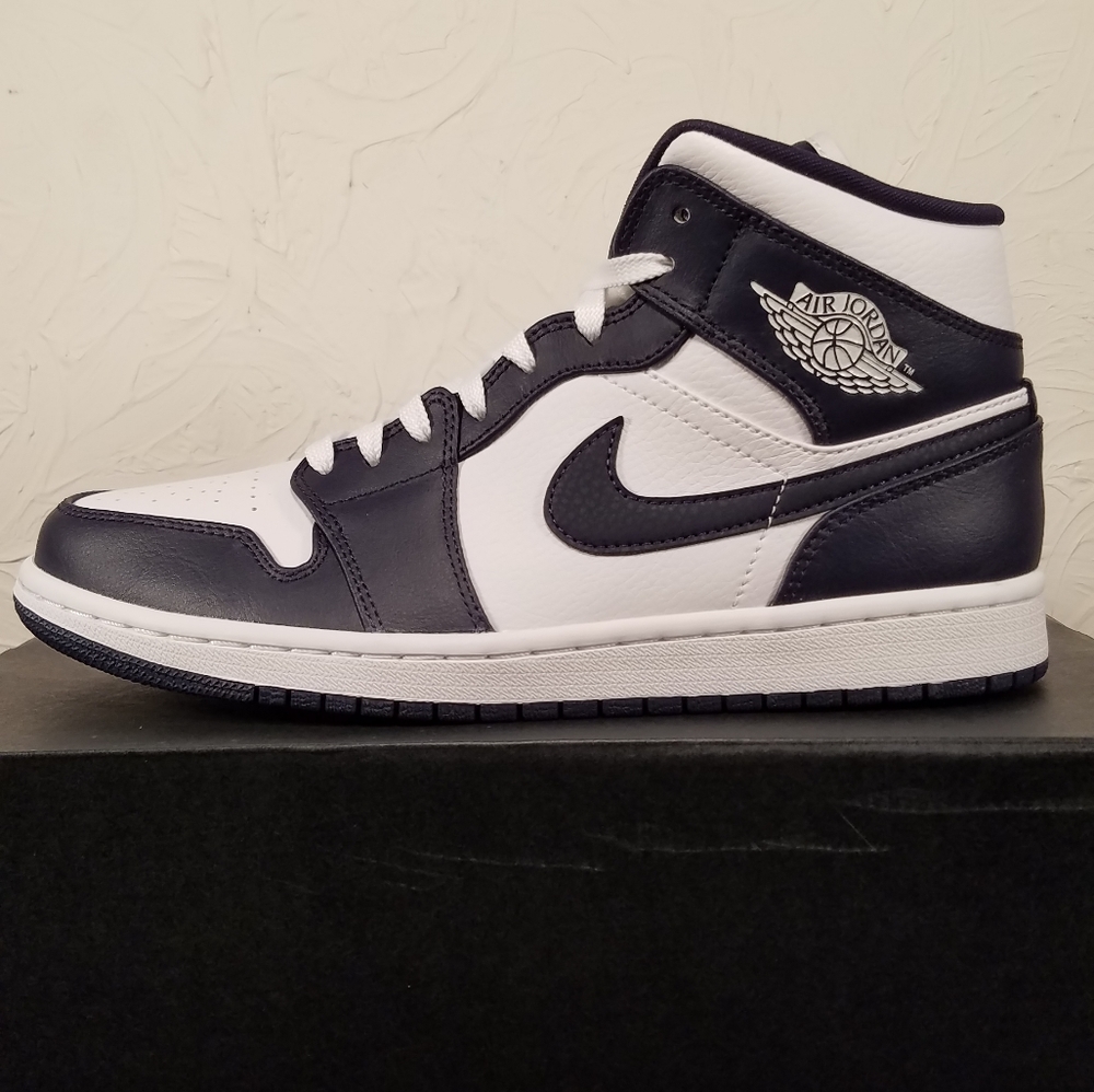 Air Jordan 1 Retro Mid Navy Men's Size 8.5